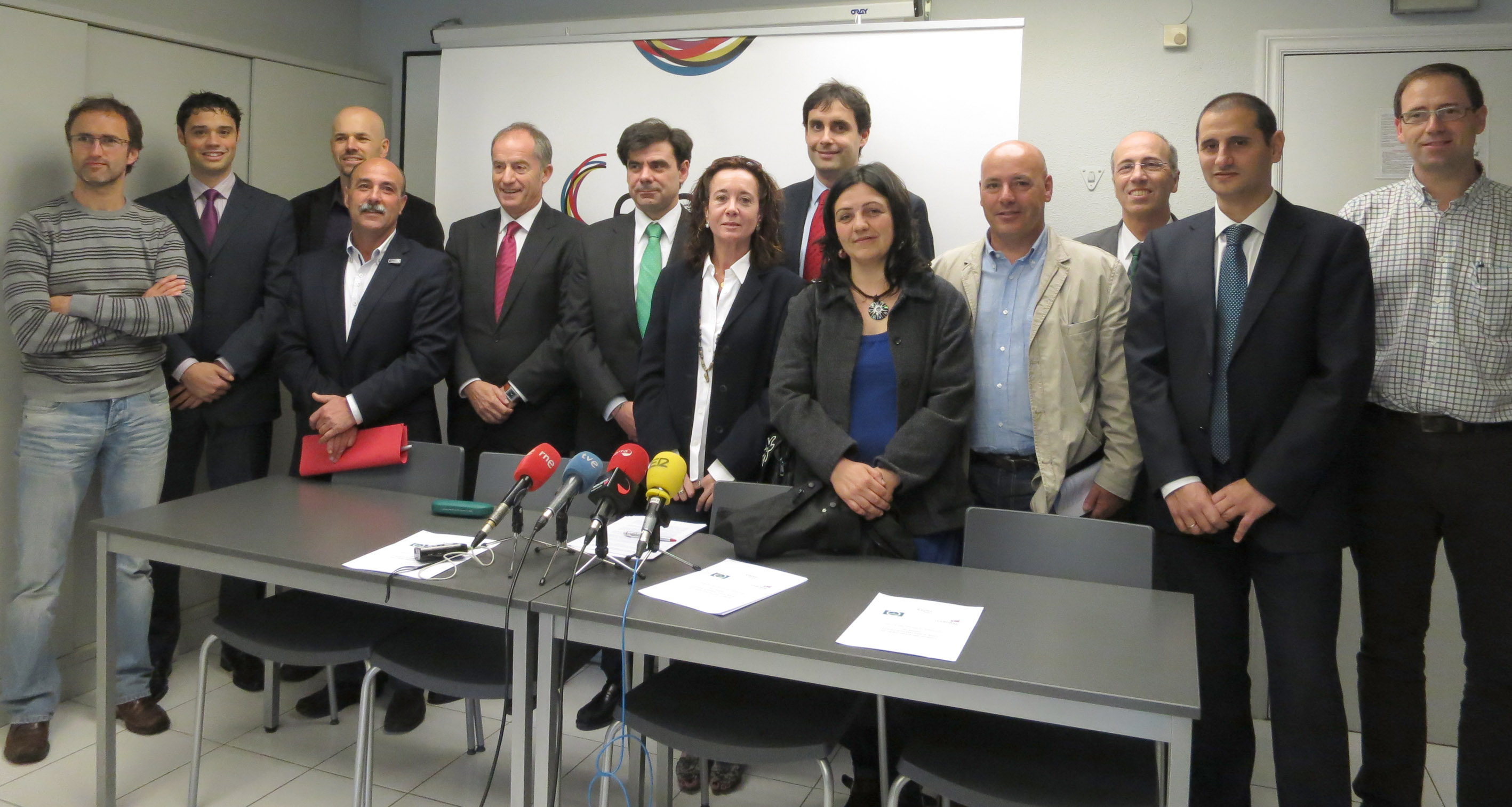 La banca cooperativa se une para apoyar a las empresas de economía social en Navarra